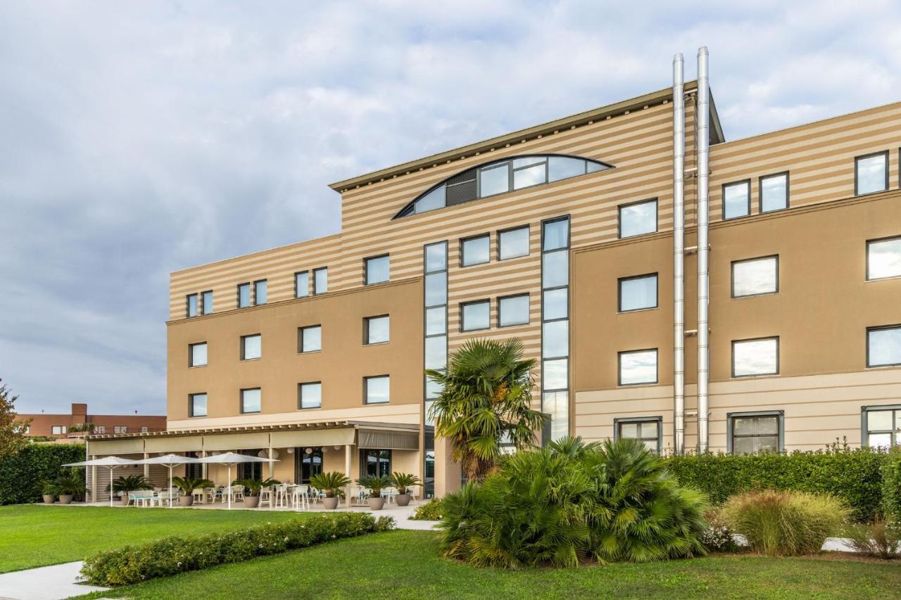 Hotel Omnia Noventa di Piave Eksteriør billede